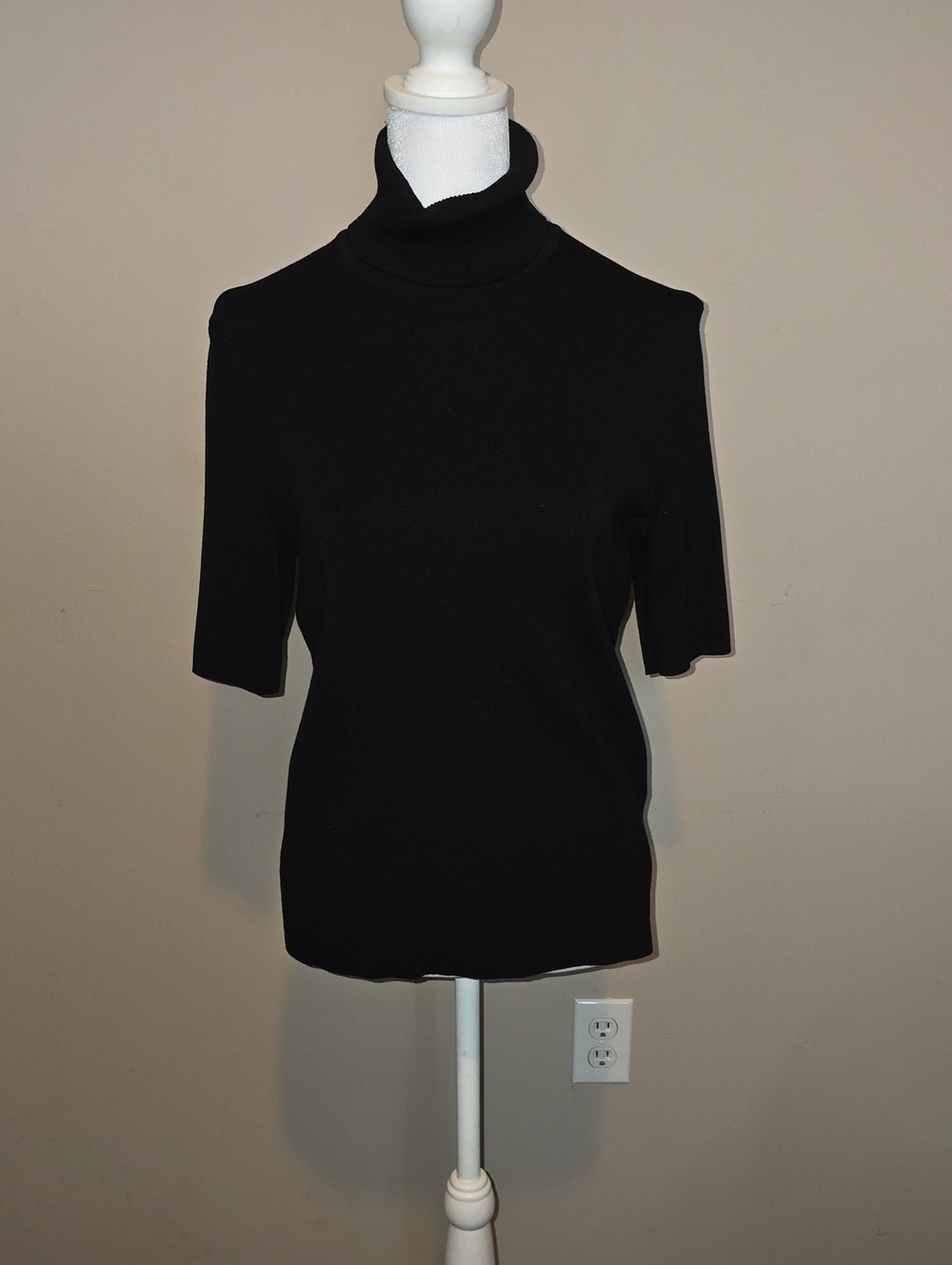 Anne Klein Black Short-Sleeve Turtleneck Top